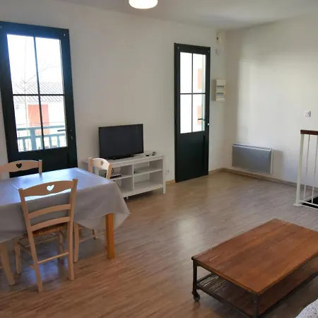 Apartment T2 Duplex Avec Balcon A Arcachon, Proche Plage, Commerces Et Gare - Fr-1-420-89